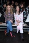 24-01-2023 Paris Vanessa Paradis and Charlotte Casiraghi attending the Chanel Front Row at the Paris Fashion Week - Menswear Fall-Winter 2023 as part of Paris Fashion Week in Paris, France. 

© PPE/ddp/abaca/Jerome Domine