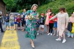 13-05-2022 Belgium Queen Mathilde of Belgium greets children during a royal visit to De Kindervriend, a multifunctional center for children with intellectual disabilities, in the context of the Week of Care, in Rollegem, Kortrijk.

© PPE/sipa usa/belga/desplenter