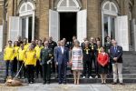 13-05-2022 Laken King Philippe - Filip of Belgium and Queen Mathilde of Belgium pose with the athletes during a royal reception for Paralympic athletes and participants of the Invictus Games, at the Royal Castle in Laken â€“ Laeken.

© PPE/sipa usa/belga/kaghat

 